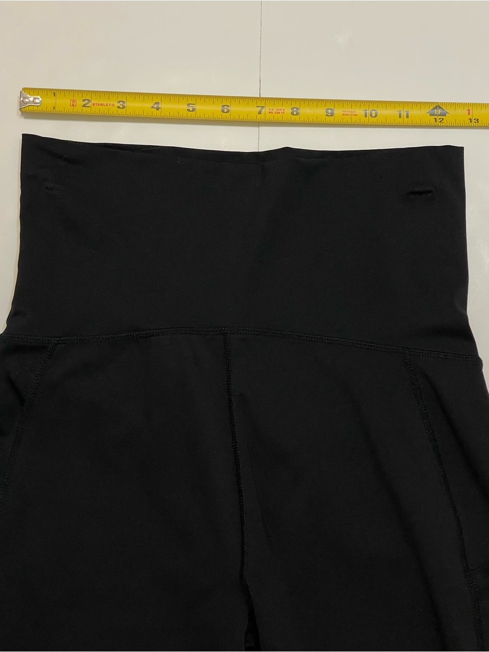 Quince High-Waist Black Active Athletic Leggings with Side Pockets Size M - Picture 5 of 7